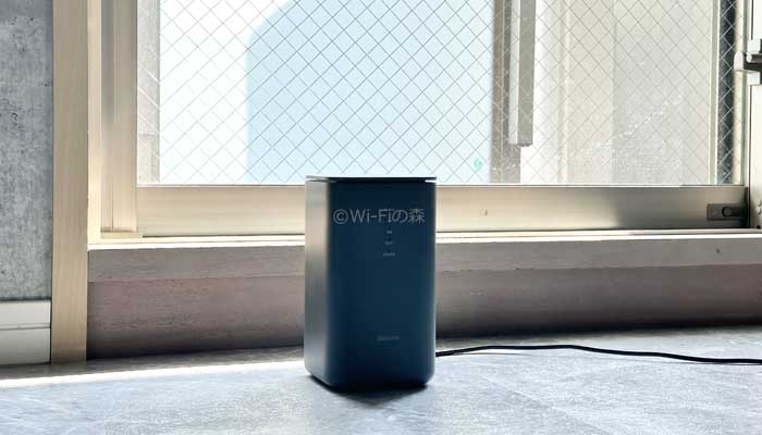 home5Gを窓際に置く